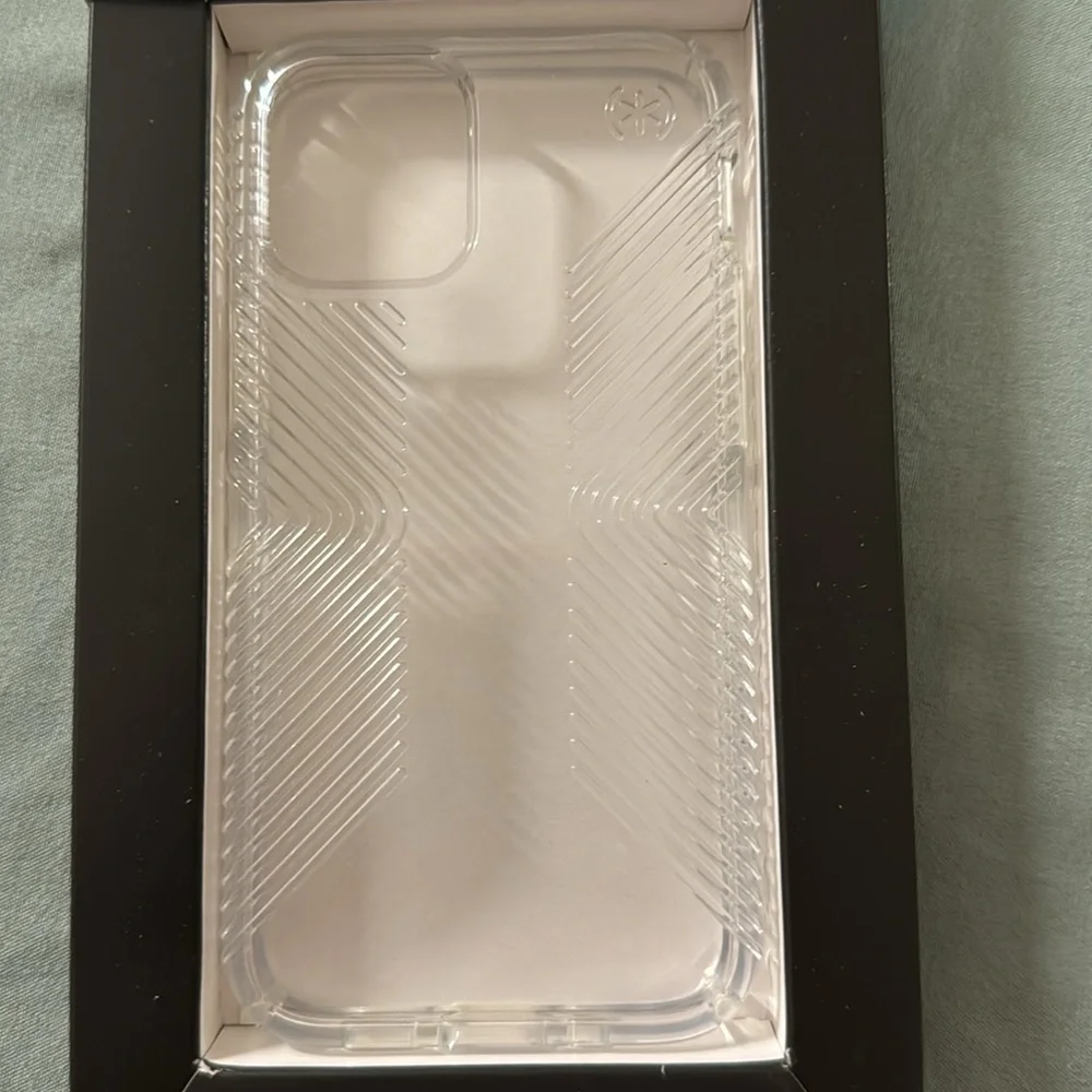 Speck Clear Case for iPhone